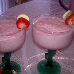 A picture of very easy and yummy smoothie.