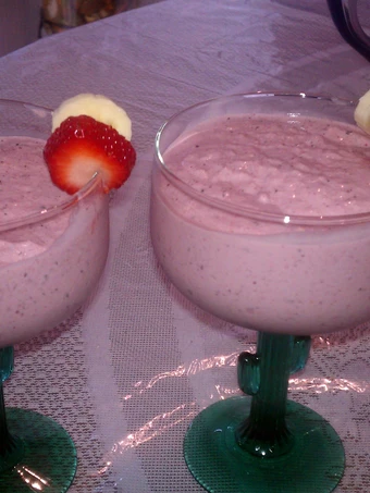 Recipe very easy and yummy smoothie the Perfect Can spoil the tongue