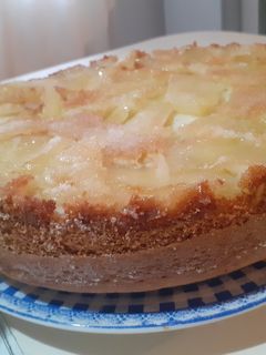 Una foto de Torta de manzana invertida (a mano)