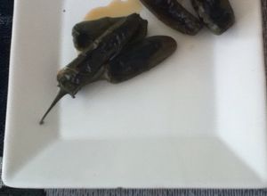Una foto de Chiles en conserva de piloncillo y especias  Geras