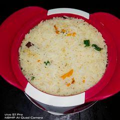 A picture of Vaggie fried rice.