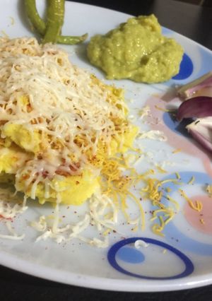 ચીઝ લોચો(Cheese locho Recipe in Gujarati) રેસીપી મુખ્ય ફોટો