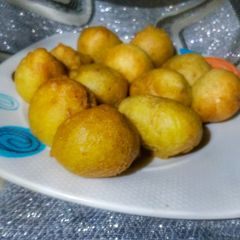 A picture of Savoury puffs.