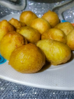 A picture of Savoury puffs.
