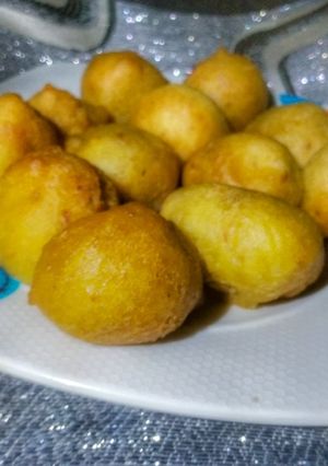 A picture of Savoury puffs.