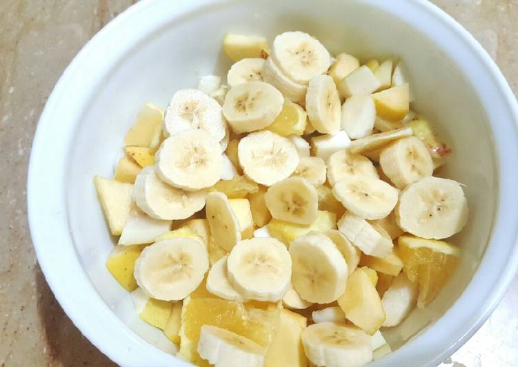 Simple Way to Make Quick Healthy Fruit Bowl😍