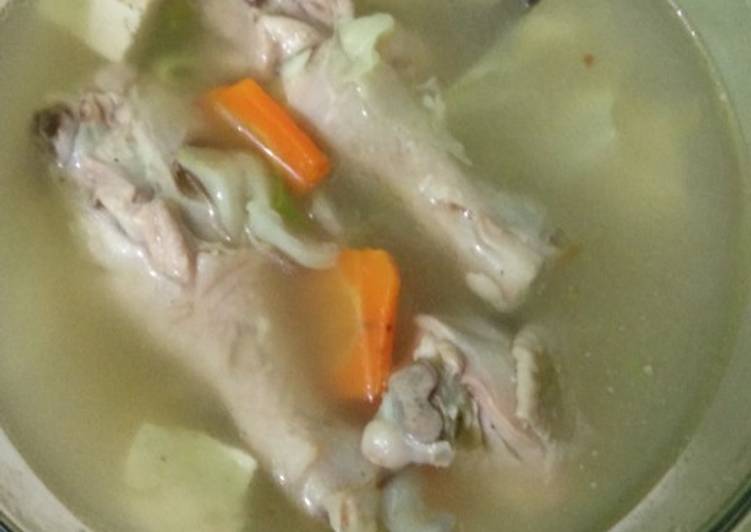 Cara Gampang Menyiapkan Sop ayam utuh, Bisa Manjain Lidah
