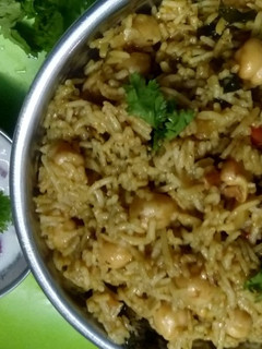 சென்னா பிரியாணி (chenna biriyani recipe in tamil) செய்முறை முக்கிய புகைப்படம்