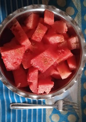 મસાલા તરબૂચ (Masala Watermelon Recipe In Gujarati) રેસીપી મુખ્ય ફોટો