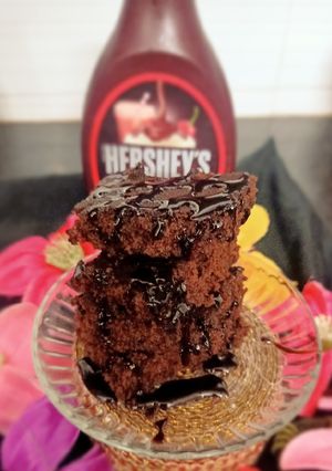 બ્રાઉની (Brownie Recipe In Gujarati) રેસીપી મુખ્ય ફોટો