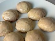 A picture of lemon cookies