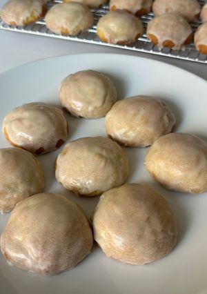 A picture of Italian Ricotta Cookies.