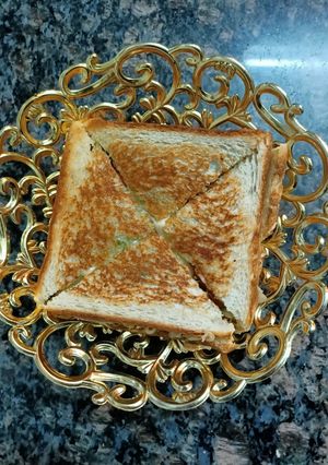 A picture of Mayo Toast Sandwich.