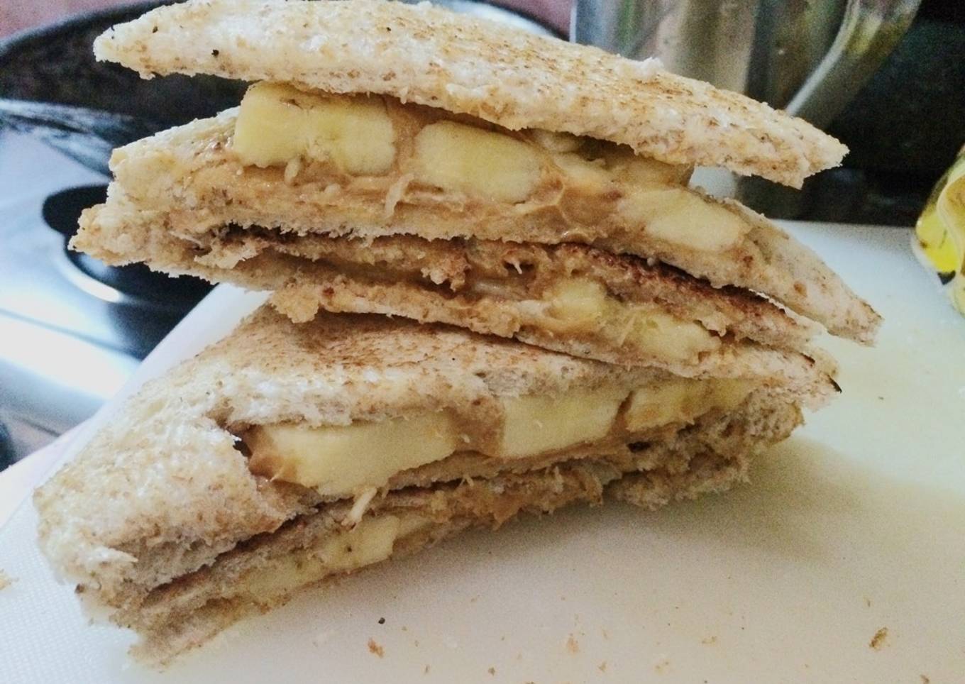 Sandwich Panggang (Selai kacang + Pisang)