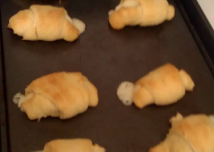 Step-by-Step Guide to Prepare Super Quick Homemade pizza crescents