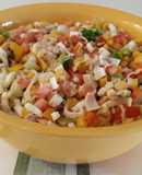 Pipirrana con huevo y atún