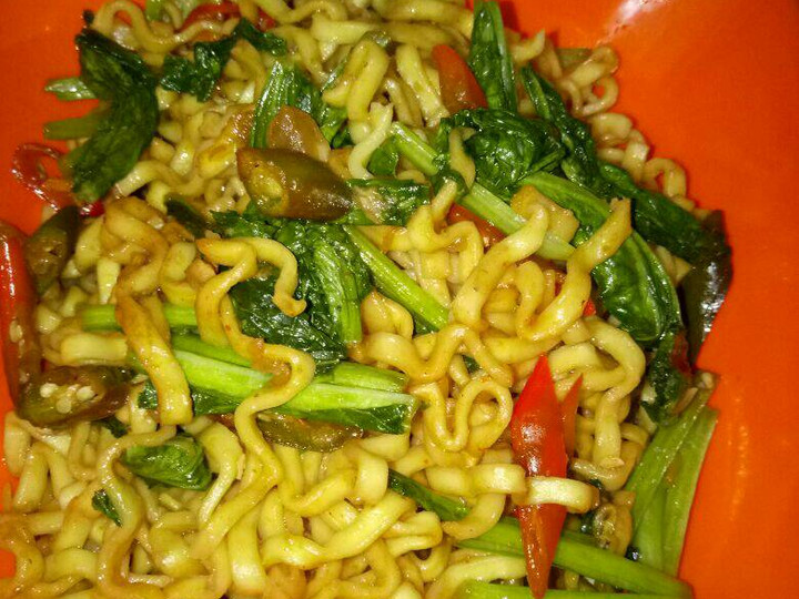 Bagaimana Membuat Mie Goreng Basah yang Enak Banget