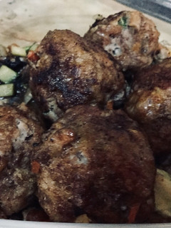 Una foto de Albóndigas con vegetales