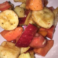 A picture of Fruit chaat.