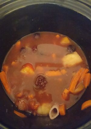A picture of Caribbean vegan fruit, veg & grain stew.