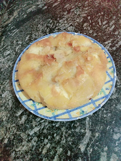 Una foto de Torta de manzana invertida