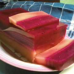 A picture of Puding Buah Naga Pepaya.