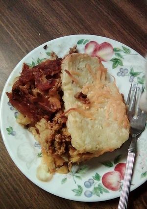 A picture of Sloppy joe casserole.