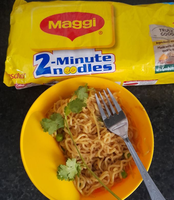 Maggi noodles and packet