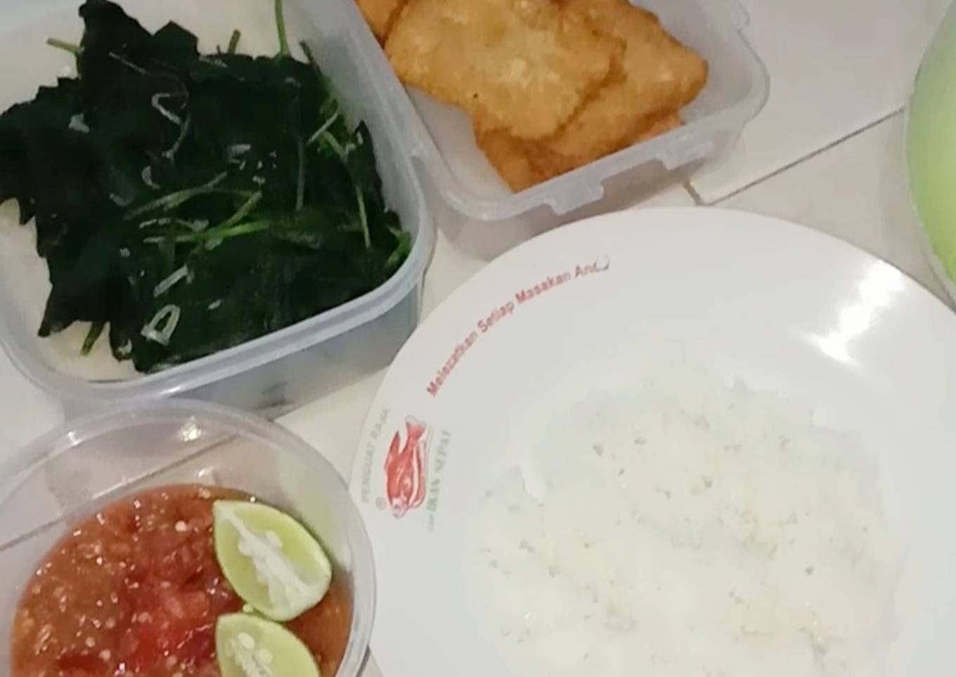 Daun ketela rambat dan sambel jeruk