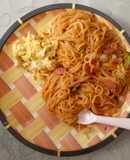 Jollof Spaghetti🍝 and Fried egg
