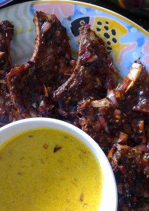 A picture of Lamb Cutlets with Spicy Yogurt Sauce.