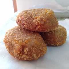 A picture of Banana Nugget Snack MPASI tinggi kalori anti ribet.