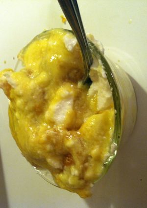 A picture of Mama's Banana Pudding.