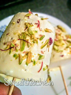 A picture of Kesar Pista kulfi.