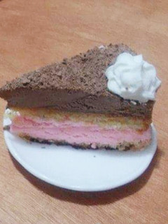 صورة لوصفة مسكوتشو 🎂 بالكريمه على شكل طبقات 🍰🍰 روعه 🤗🤗
