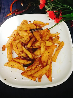 आलू भजिया (aloo bhajiya recipe in Hindi) रेसिपी मुख्य फोटो