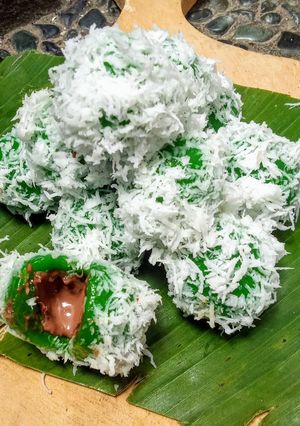 Foto resep Klepon sukun isi cokelat