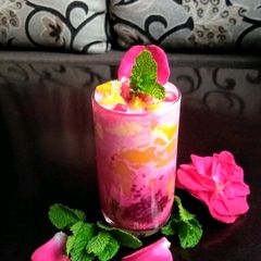 A picture of Mango Falooda/Faluda.