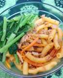 Nui xào thịt bằm