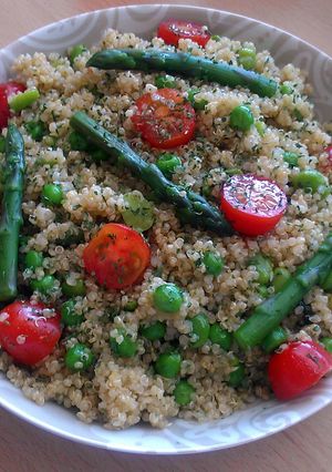 A picture of Vickys Quinoa Salad with Peas, Beans & Asparagus, GF DF EF SF NF.