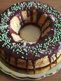 Ciambella al pistacchio con glassa di cioccolato
