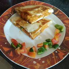 A picture of Stuffed Pizza Base Sandwich.
