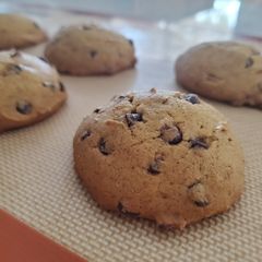 A picture of Pumpkin Chocolate Chip Cookies.