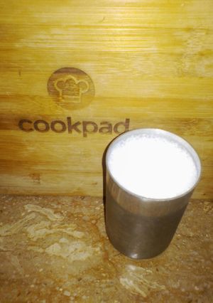 A picture of Meethi Lassi.