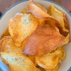 A picture of Potatoes Chips.