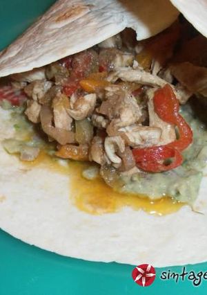 Φωτογραφία της συνταγής Fajitas κοτόπουλου με guacamole. Viva Mexico!!!