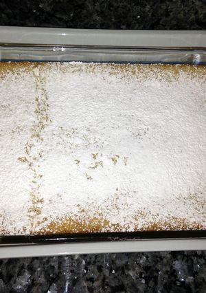 A picture of Lemon Bars.
