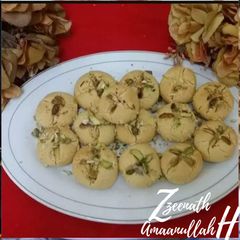 A picture of Baked Besan Naan Khatai.