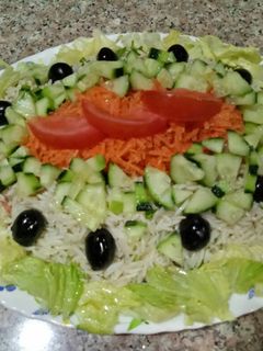 صورة لوصفة سلطة الأرز بالسردين