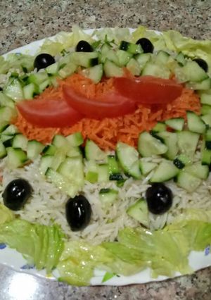 صورة لوصفة سلطة الأرز بالسردين